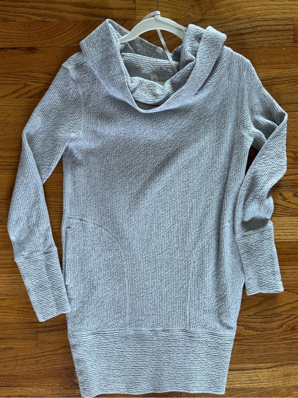 Lululemon Along the Way Dress
Heathered Core Ultra Light Grey